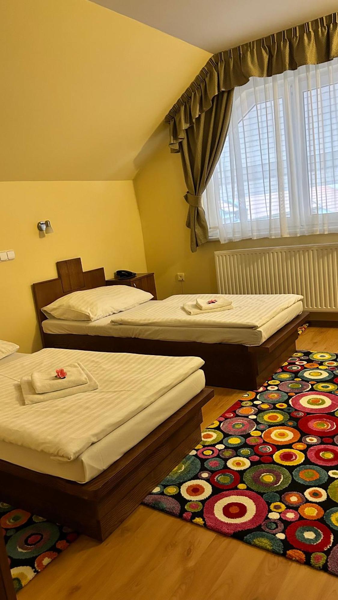 Hotel Banderium Komárno Eksteriør bilde